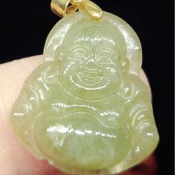 Natural Burmese Icy Jadeite Jade TypeA Pendant Mini  BUDDHA. 