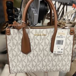 Michael Kors Brand New And Beautiful!