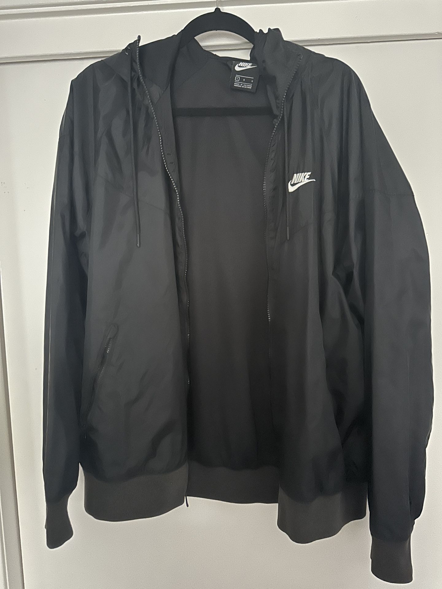 Black Nike Windbreaker