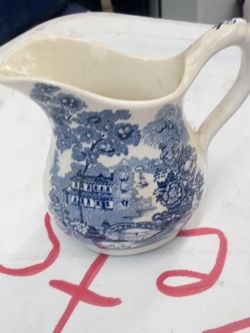 vintage Royal Staffordshire Tonquin blue transferware mini creamer.