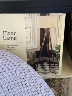 Threshold Floor Lamp 