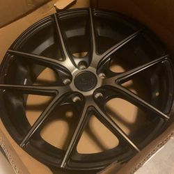 Niche 18x8 5x114.3 Maxima Altima Infinti
