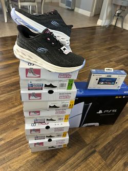 Skechers Women's Glide-Lite Swift Fit Sneaker