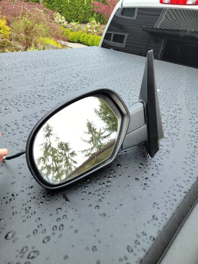 07-13 Sierra Silverado Tahoe Mirrors