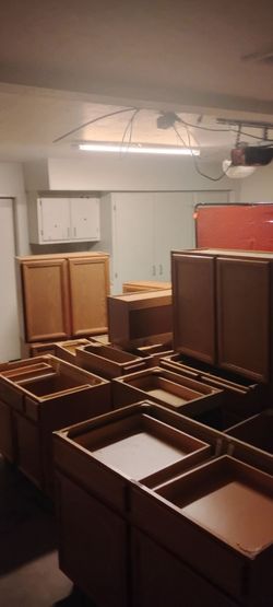 Kitchen, Bathroom, and Laundry Room Cabinets