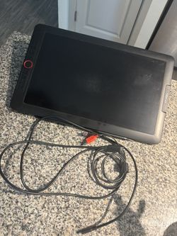 Drawing Display Tablet XP-Pen Artist 15.6 Pro w/ pen, nibs, and cables