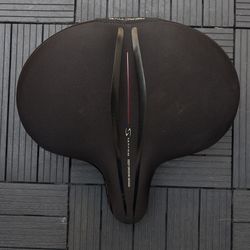Serías Deep Groove Design Gel - Super Cruiser Saddle