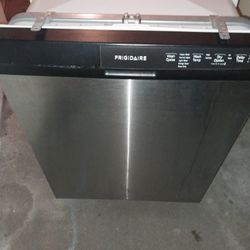 Frigidaire Dishwasher 