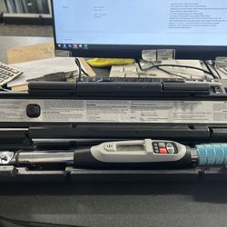 Torque Wrench 