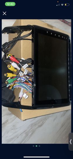 Universal Car Screen