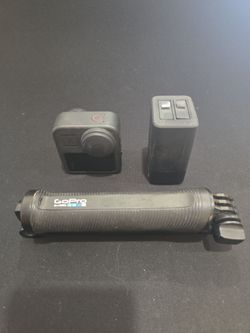 Gopro Max 360 camera with 2 x batteries, charger and selfie stick.