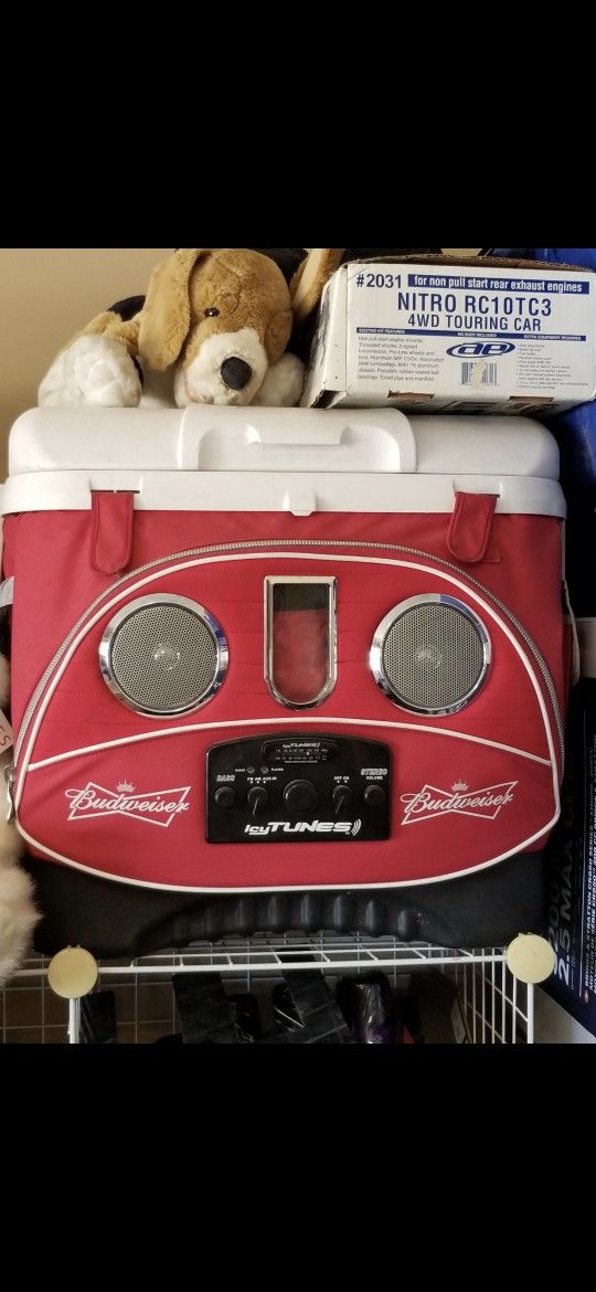 Budweiser Icy Tunes 40 QT Igloo