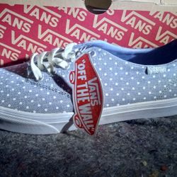 Women's VANS Size 9.5 Brand New In Box