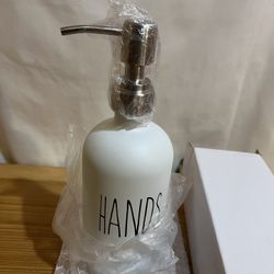 VICUKIE Stainlees Steel Glass Soap Dispenser Brand New $12 Meet Up In Irving @dfwgoods