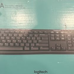 Logitech Media Combo MK200 Full-Size Keyboard and High-Definition Optical Mouse