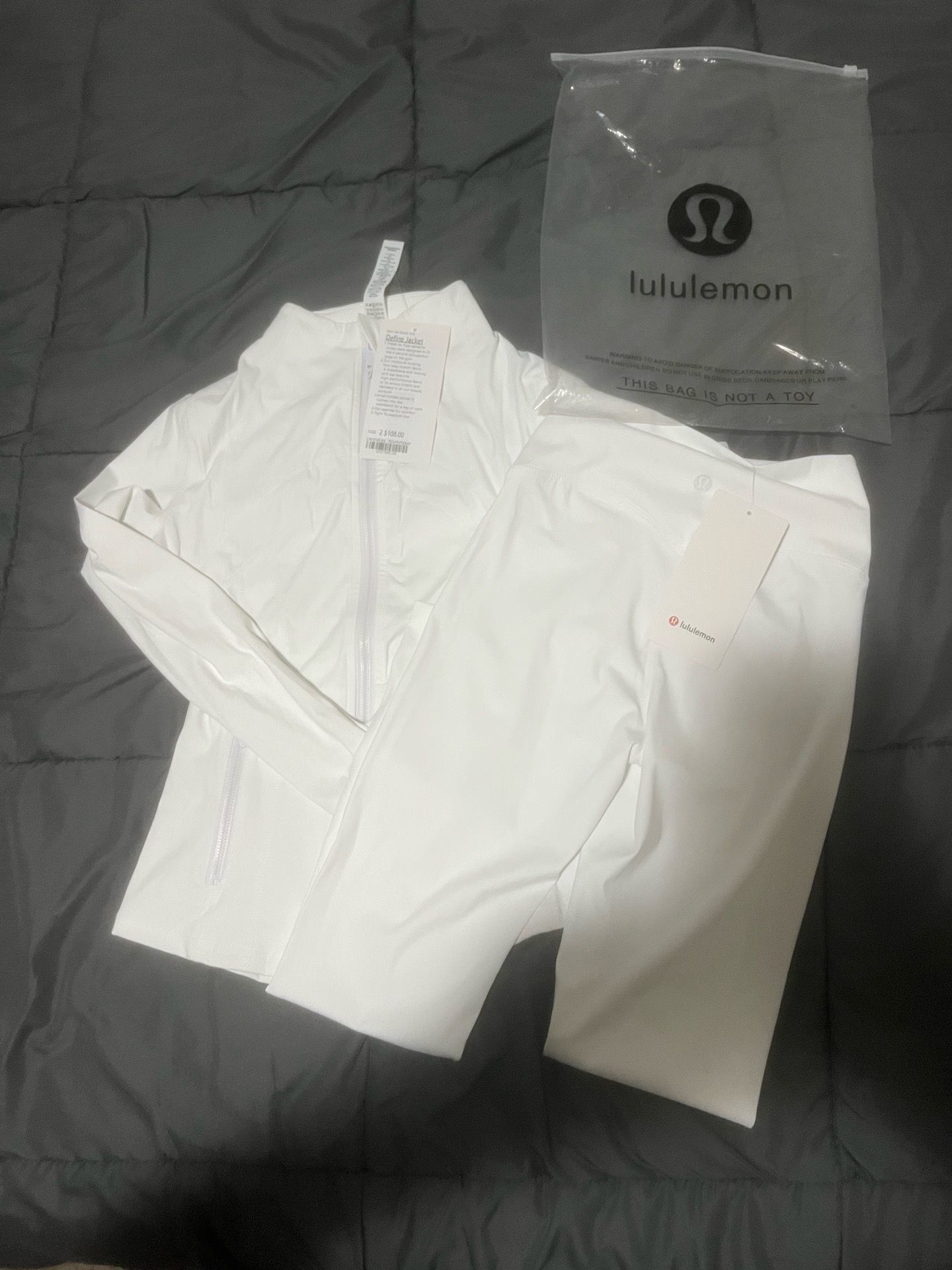 White Lululemon Set Size 2