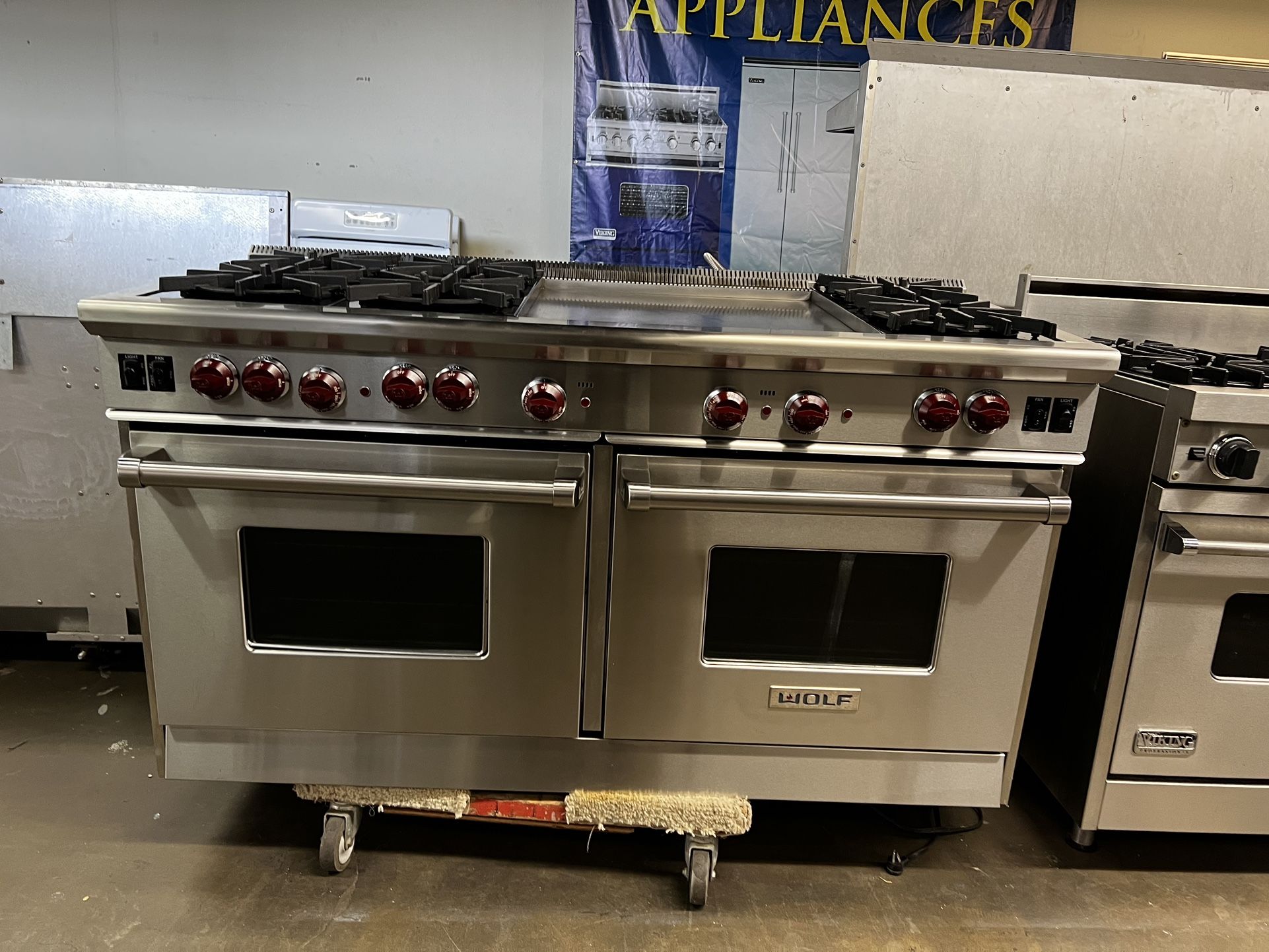Wolf 60”Wide Gas Range Stove Stainless Steel With 24”Griddle