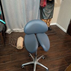 Desk Chair Open Box New.❤️💪🙏