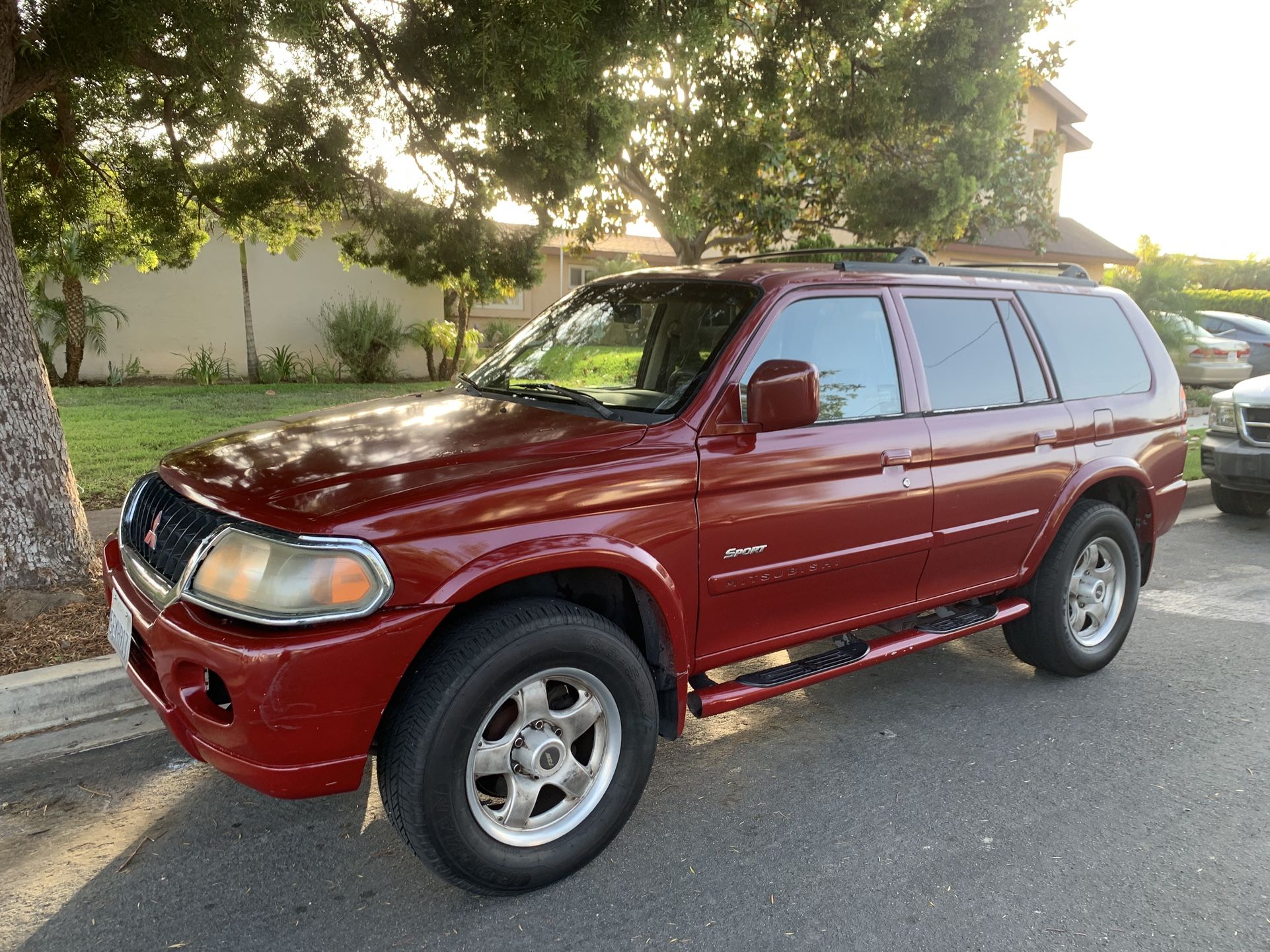 2000 Mitsubishi Montero
