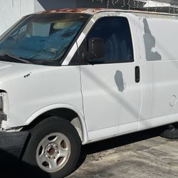 2004 Chevrolet Express