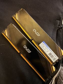 2 x Oloy DDR4 16 GB RAM 3000 MHz
