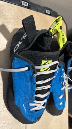 Climbing shoes 5.10