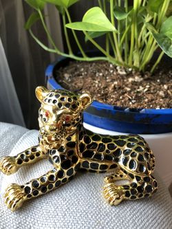 Hidden Jewelry Cougar Statue