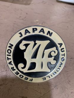 JDM Toyota style emblem for grill