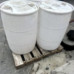 Plastic 55 Gal Barrels 