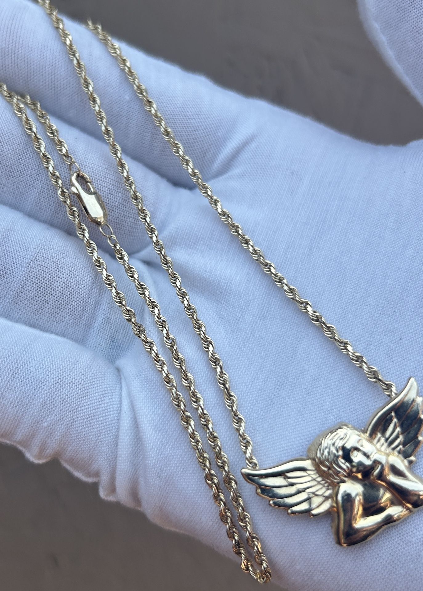 Ladies 14k Gold Chain