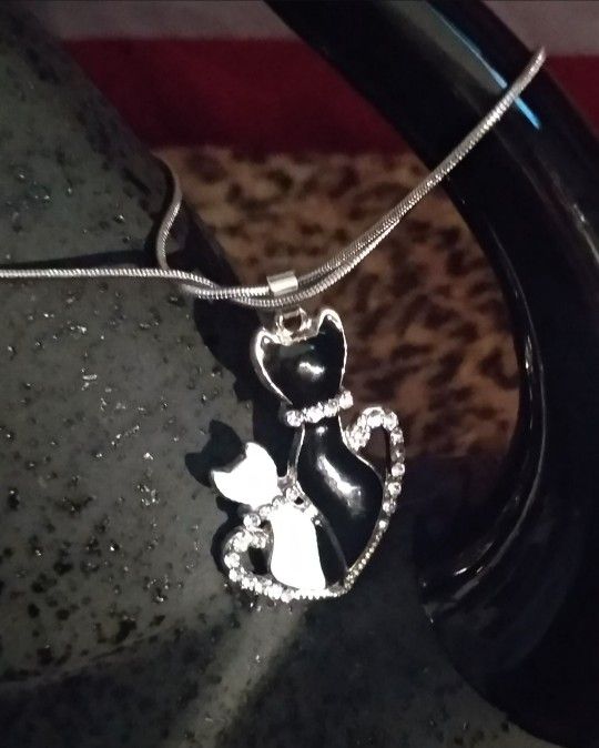 Cute Kitties Backside Pendant/Necklace