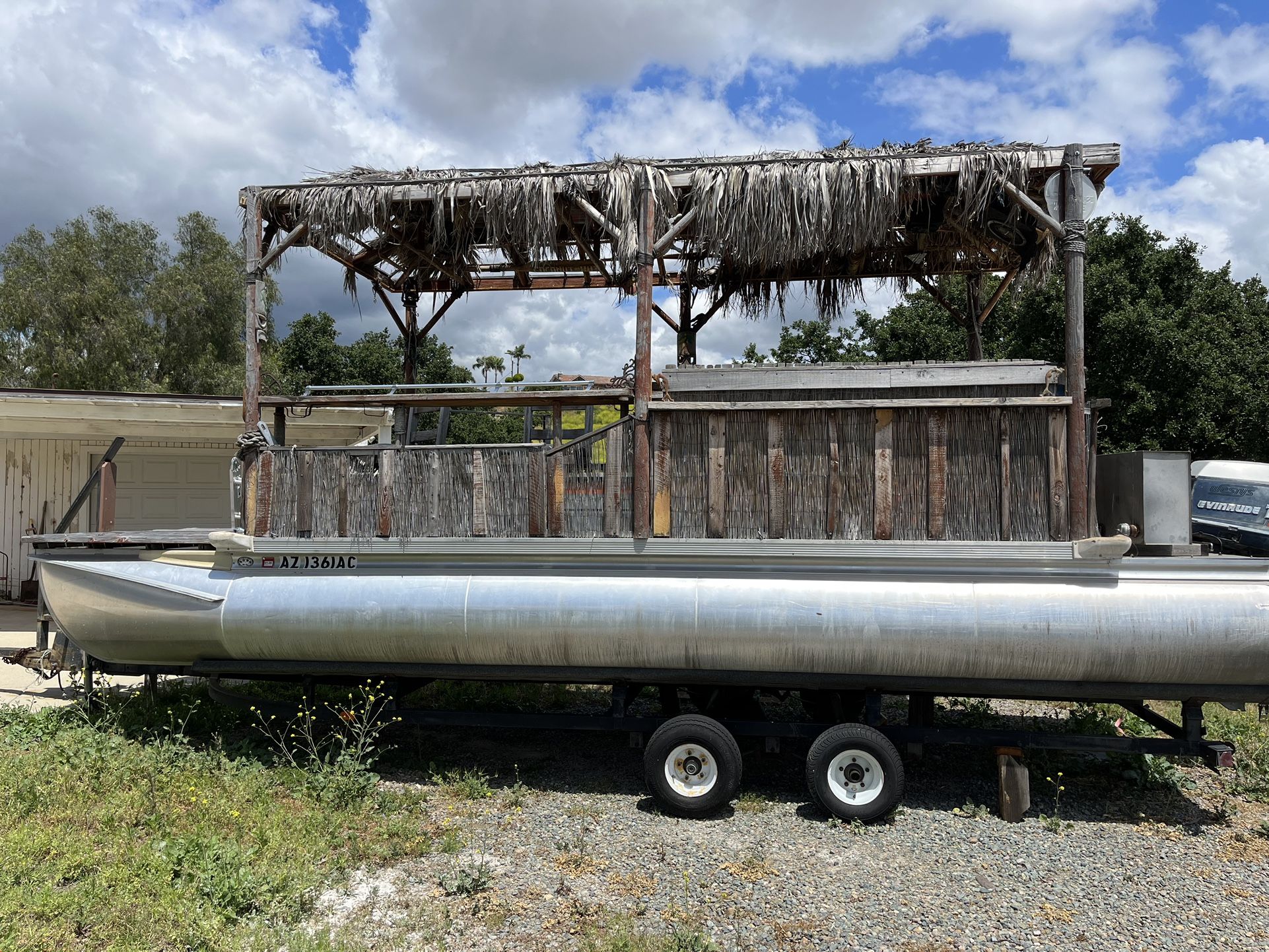 24’ Tiki Pontoon Boat for Sale in Imperial Beach, CA OfferUp
