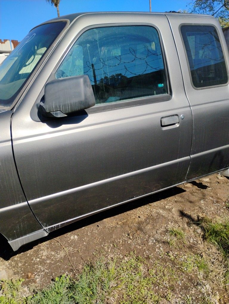 2006- 2011 Ford Ranger Power Door Assembly, Rt. or Lt.