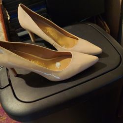 High Heel shoes 