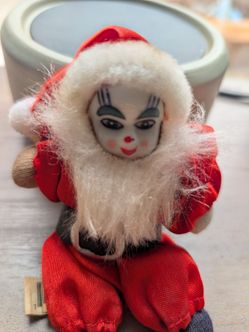 Vintage porcelain face Santa
