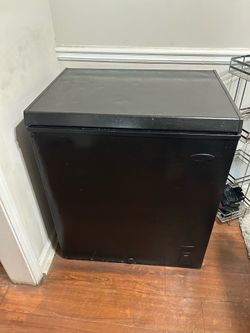Deep freezer