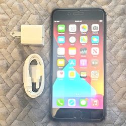 iPhone 8 Plus - UNLOCKED - Like New 