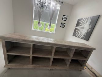 Would Open Shelfconsole