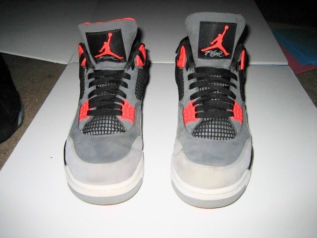 Men's Nike Air Jordan's Infared 4 Retro Size 12