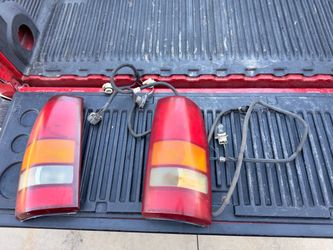 99- 05 Sierra/ Silverado tail lights