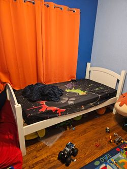 Twin Bed