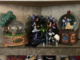 Disney/Snow White items