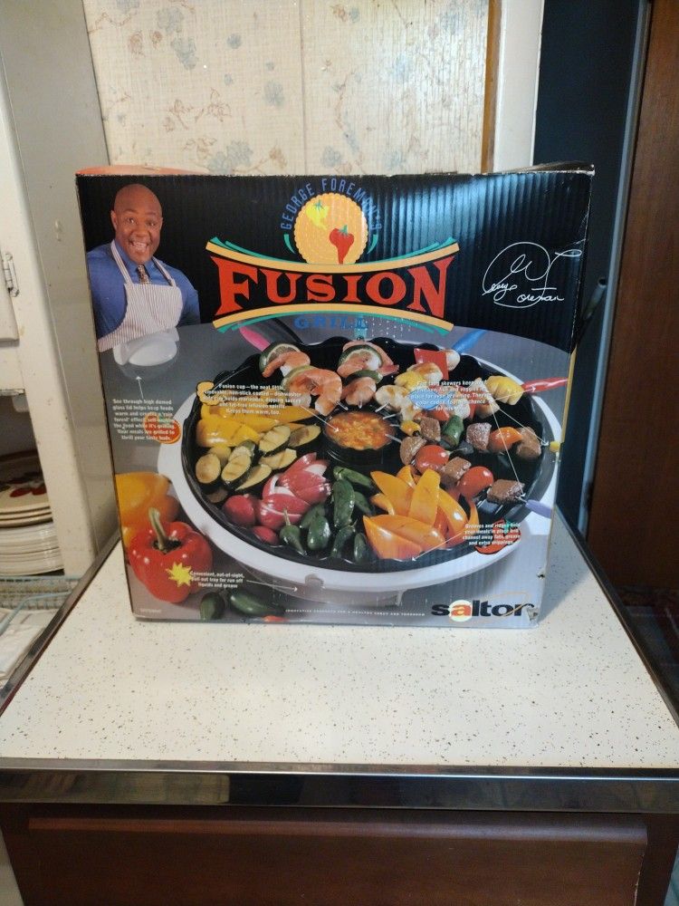 Original Boxed Never Used George Foreman Indoor Fusion Grill