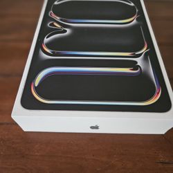 iPad Pro 11" M4 1 TB Great Price! 