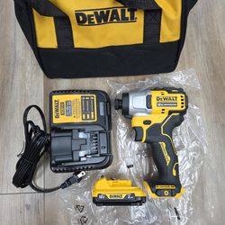 NEW DeWalt 12V Xtreme Brushless 3-Speed Impact Driver Kit With Bag