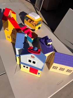 Peppa Pig neighborhood toy set
