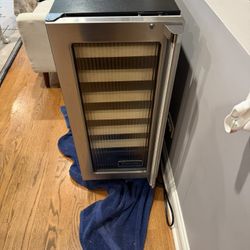 Viking 15” Under Counter Wine Cooler 