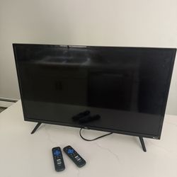 Roku SMART TV  32 inches(2 Remotes INCLUDED)