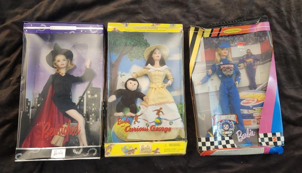 Assorted Barbies