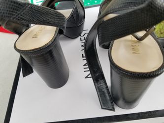 Women heeled shoes $25